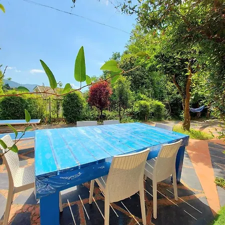 Sehr Moderne Mit Mediterranem Flair Und Hangematten Im Garten Appartamento Rapallo