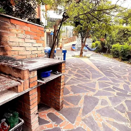 Appartamento Sehr Moderne Mit Mediterranem Flair Und Hangematten Im Garten